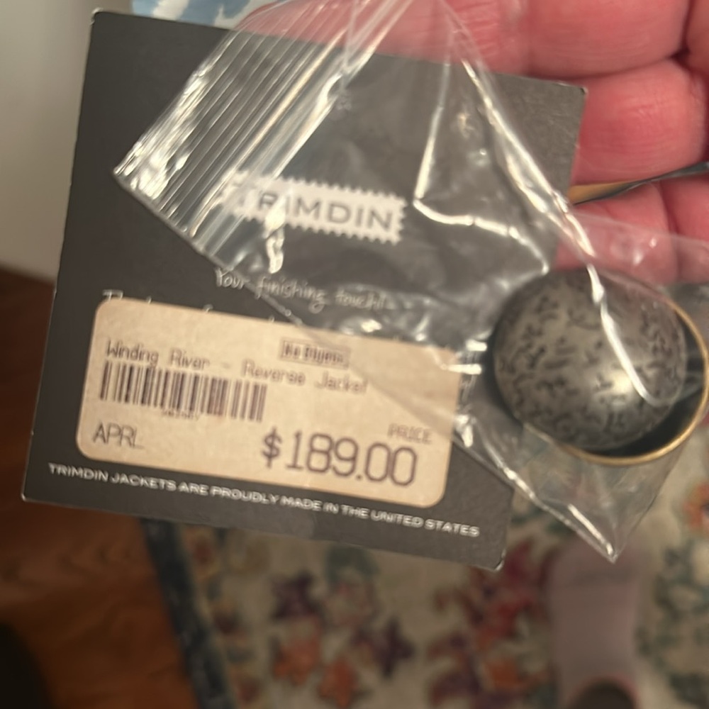 Reversible stylish jacket - Picture 3 of 5